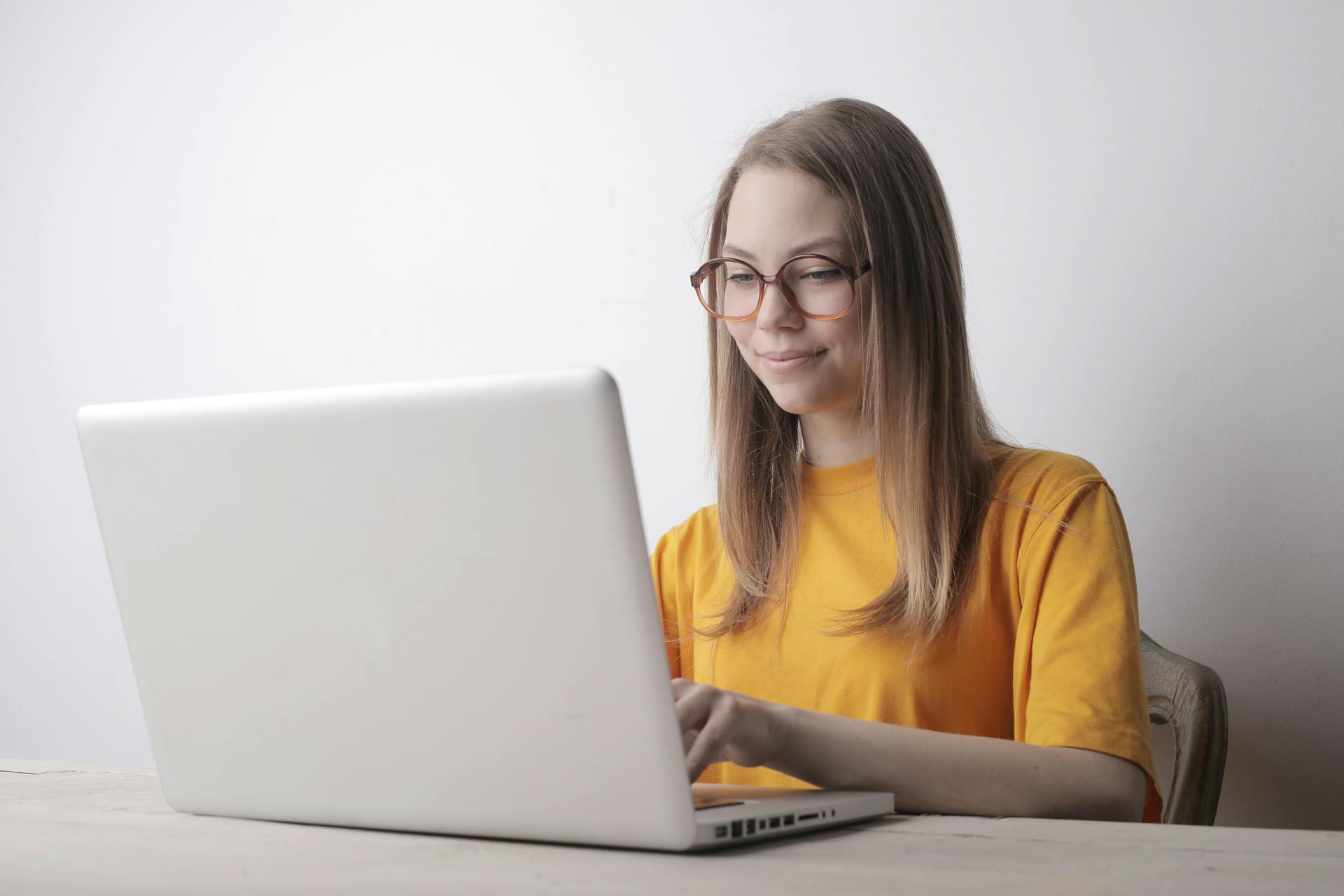 Do Blue Light Glasses Actually Work? What the Research Says